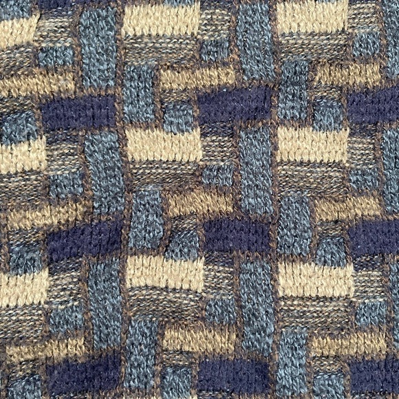 Men’s vintage 80’s vibe geometric color block neutral tone knit v-neck sweater - Picture 2 of 6